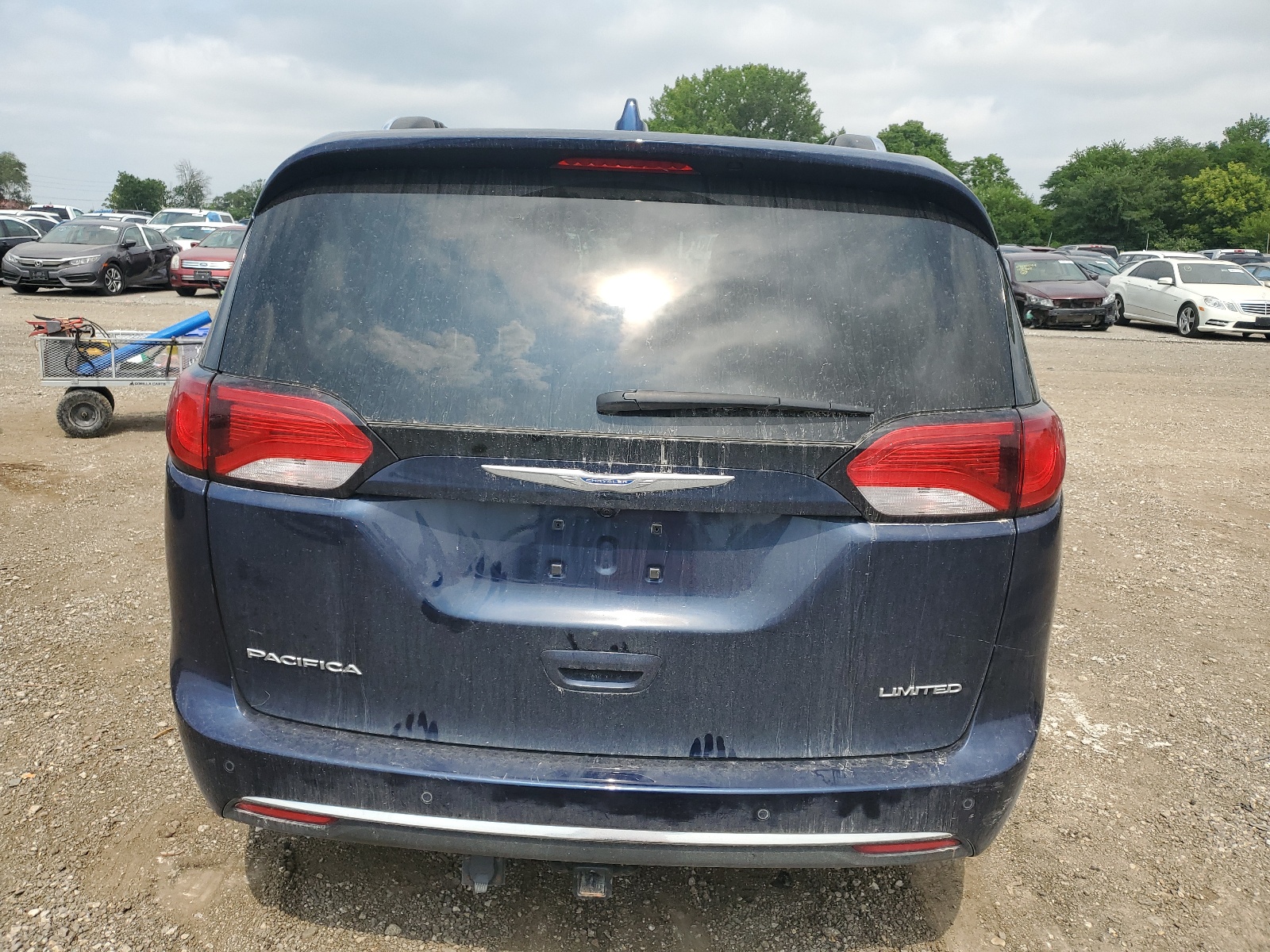 2C4RC1GG7HR703281 2017 Chrysler Pacifica Limited