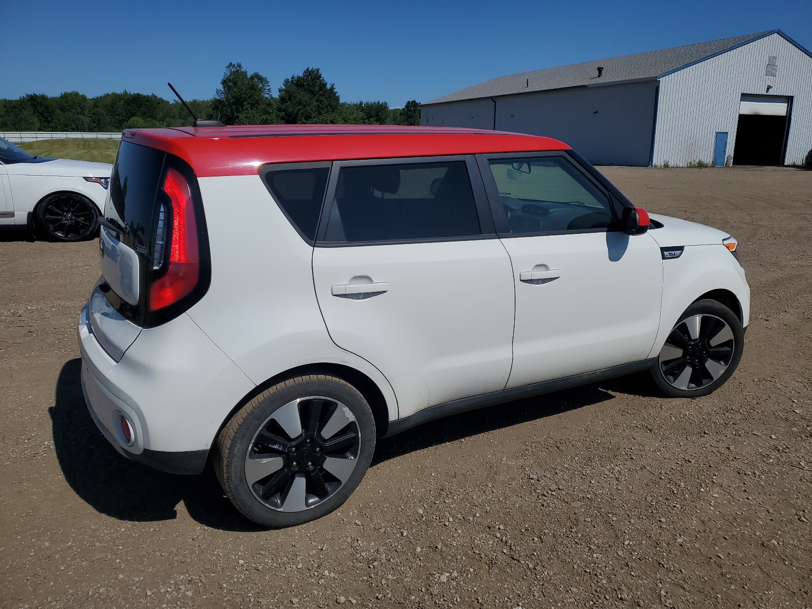 2017 Kia Soul + vin: KNDJP3A55H7466764