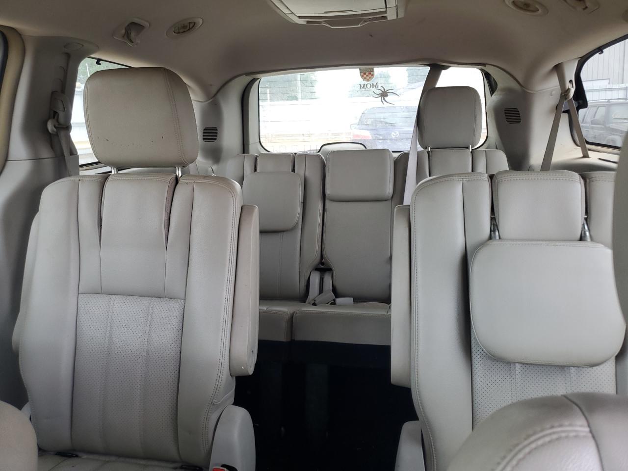 2011 Chrysler Town & Country Touring L VIN: 2A4RR8DG6BR603945 Lot: 61984474