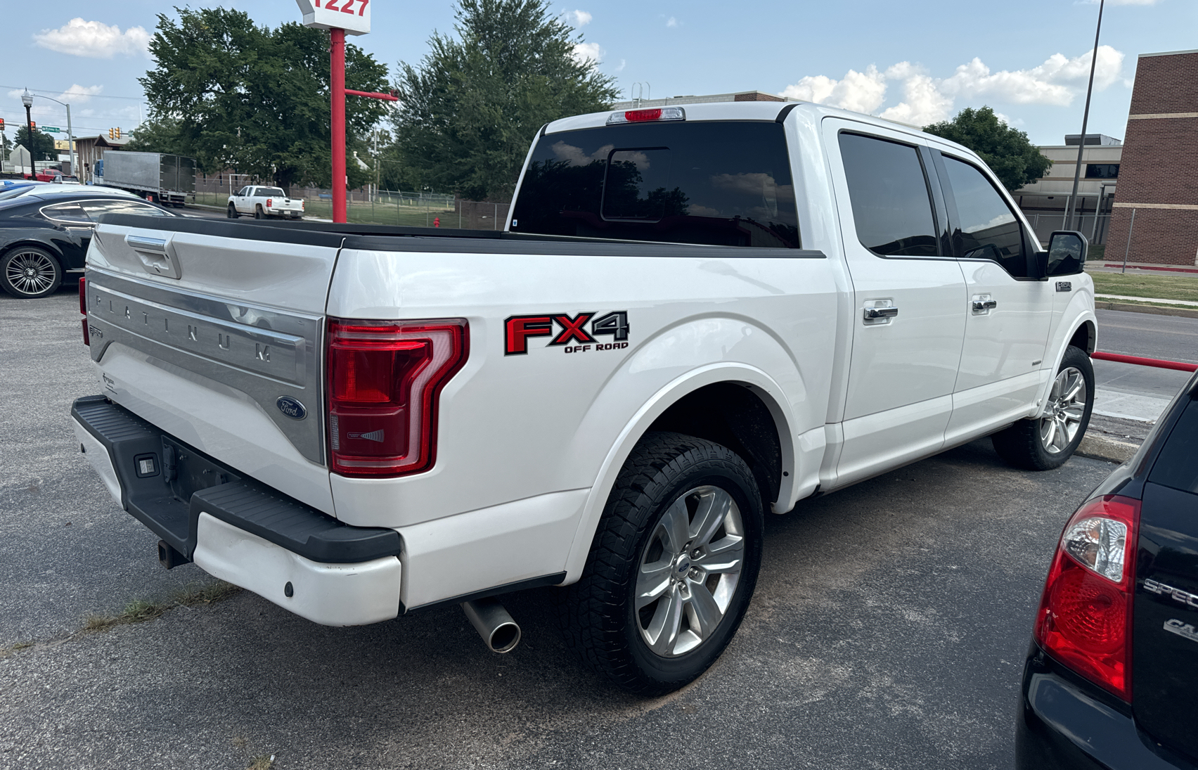 2017 Ford F150 Supercrew vin: 1FTEW1EG3HFB09738