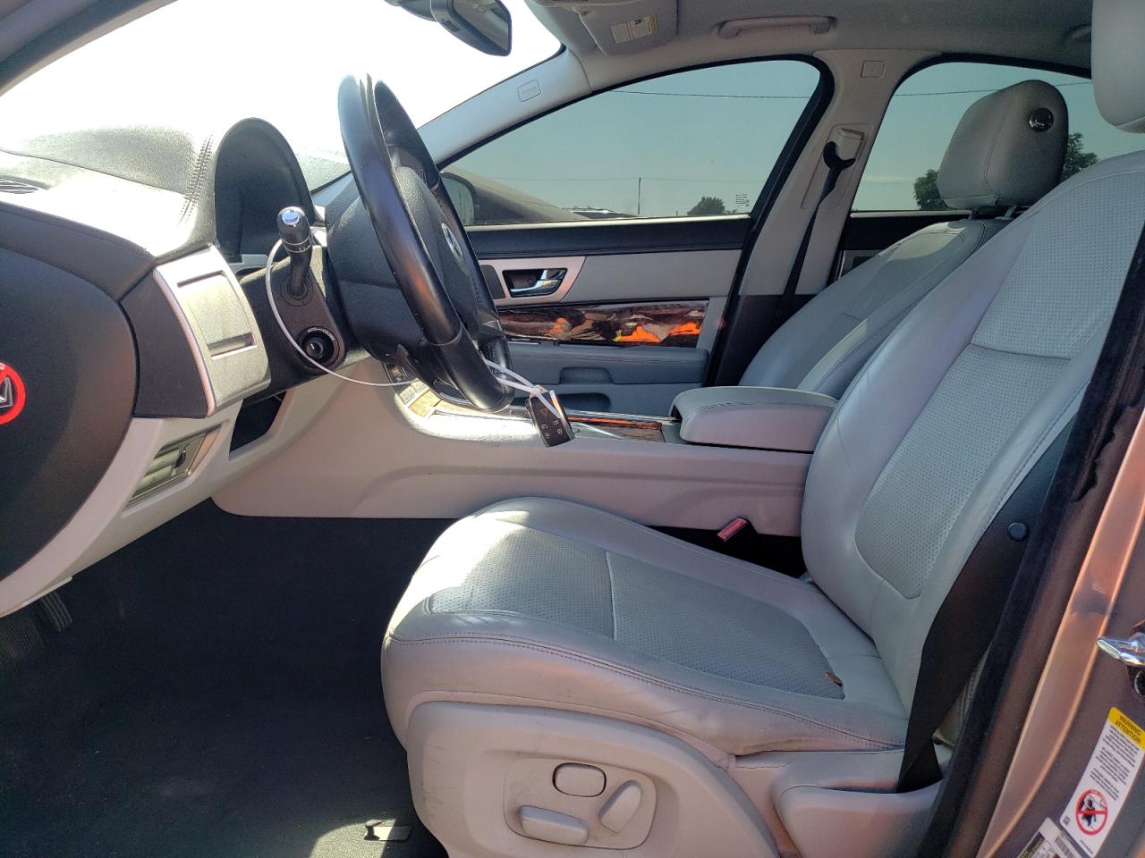 2011 Jaguar Xf Premium VIN: SAJWA0GB4BLR85453 Lot: 63355684