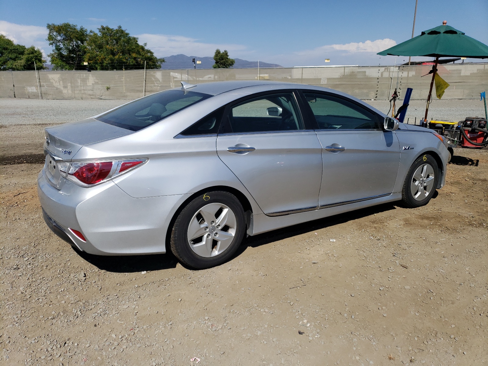 KMHEC4A4XBA004927 2011 Hyundai Sonata Hybrid