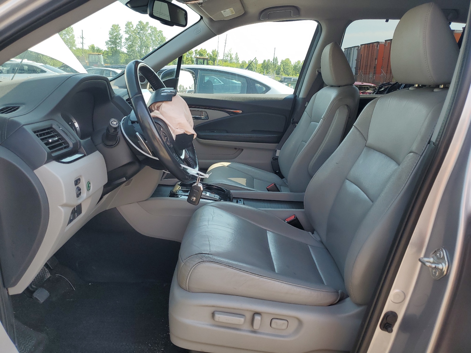 5FNYF6H93HB058835 2017 Honda Pilot Touring