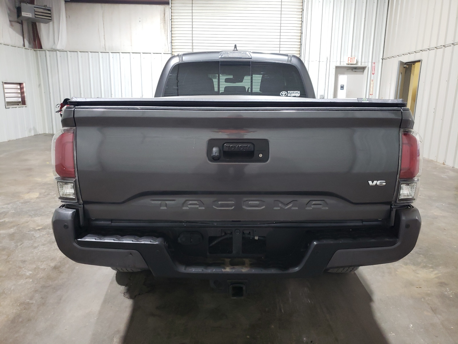 2018 Toyota Tacoma Double Cab vin: 3TMDZ5BN7JM051460