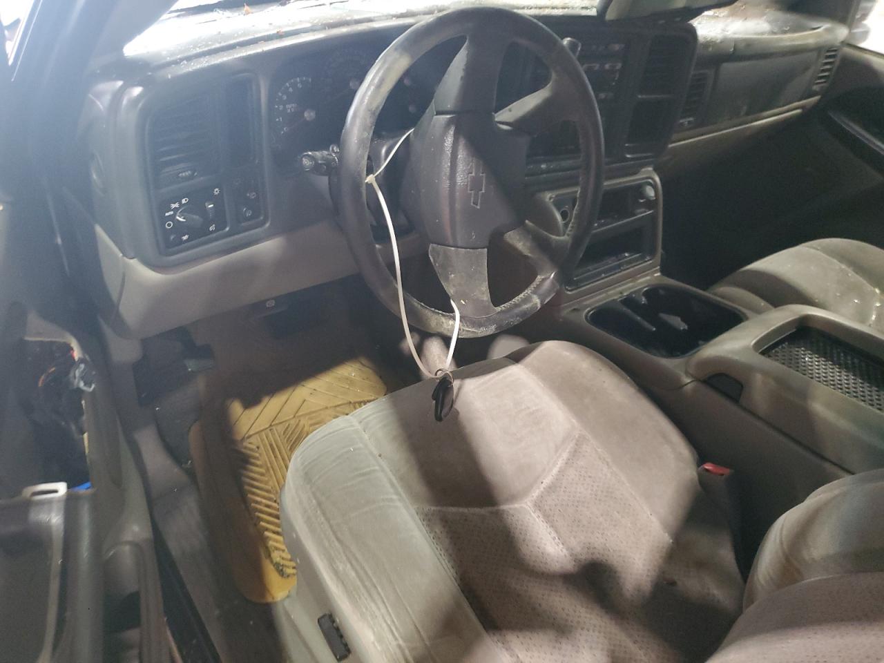 2003 Chevrolet Tahoe C1500 VIN: 1GNEC13Z43J229283 Lot: 64291814