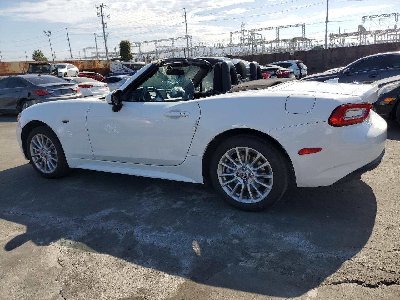 JC1NFAEK3L0144308 2020 Fiat 124 Spider Classica 2020 Fiat 124 Spider Classica VIN: JC1NFAEK3L0144308 Lot: 63654794