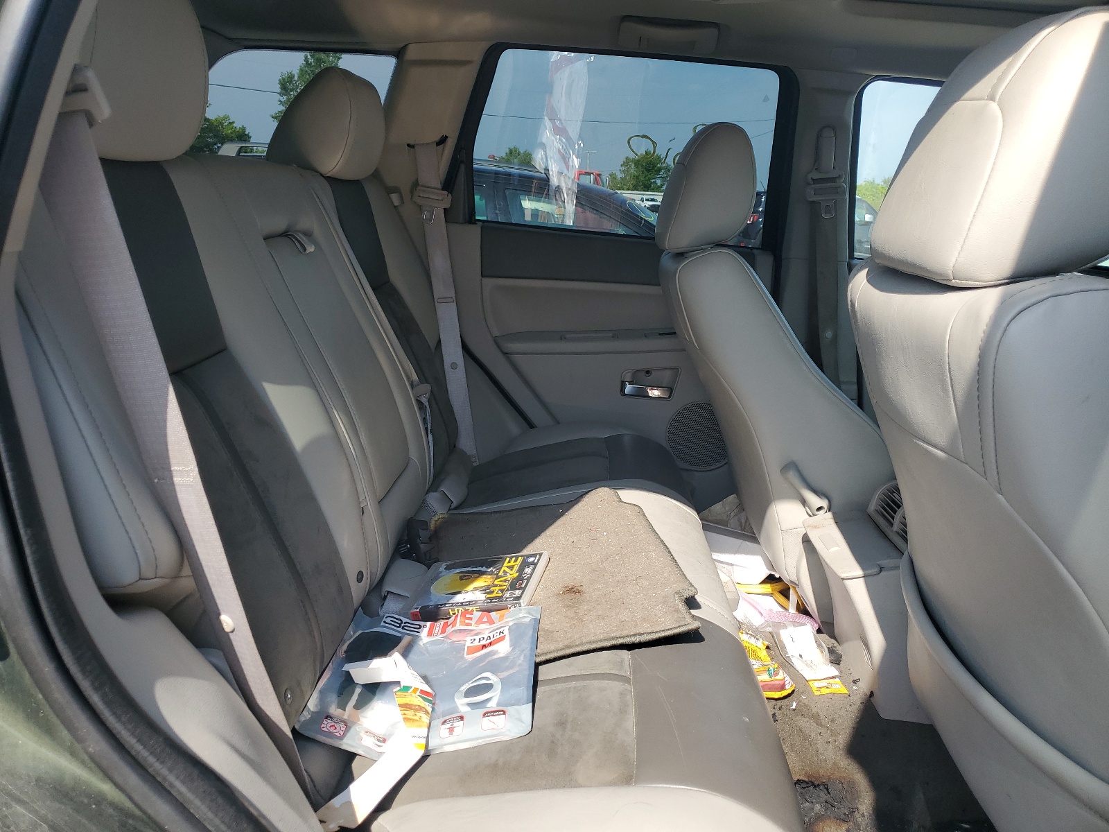 1J8HR68297C557072 2007 Jeep Grand Cherokee Overland