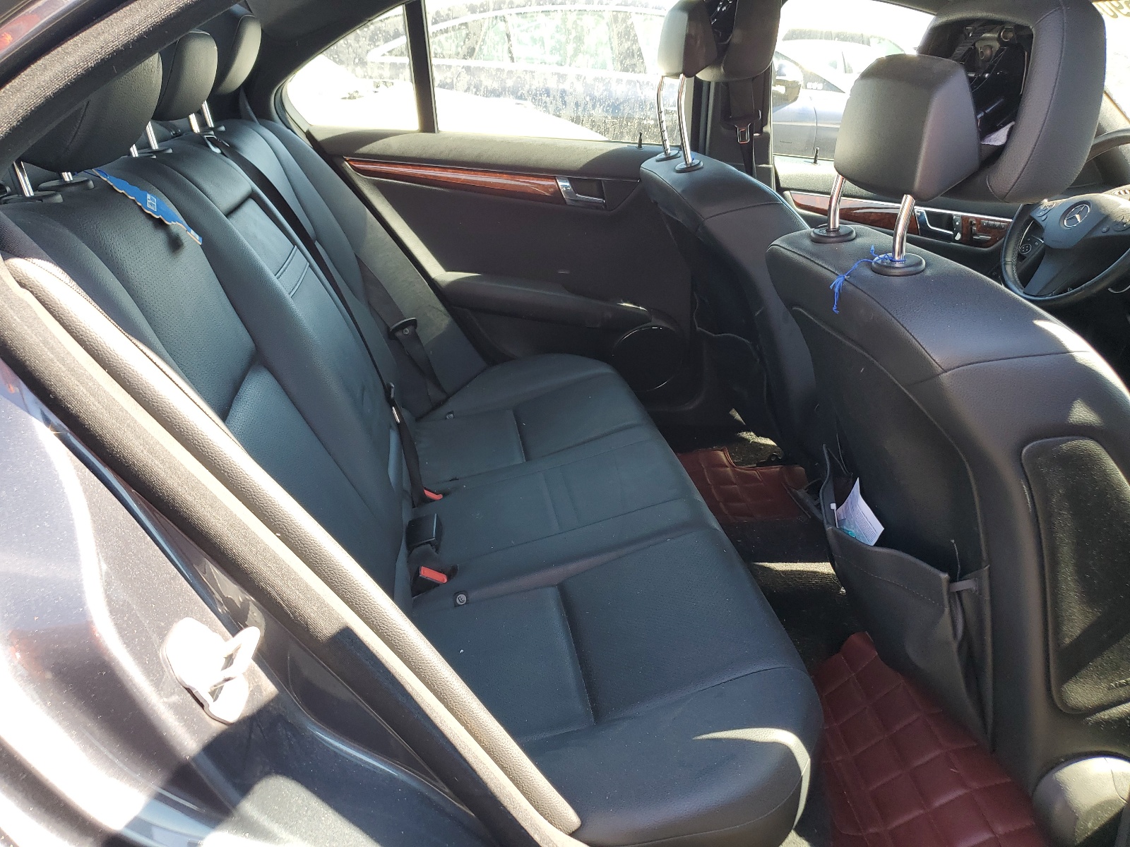 WDDGF5EB9BR162427 2011 Mercedes-Benz C 300