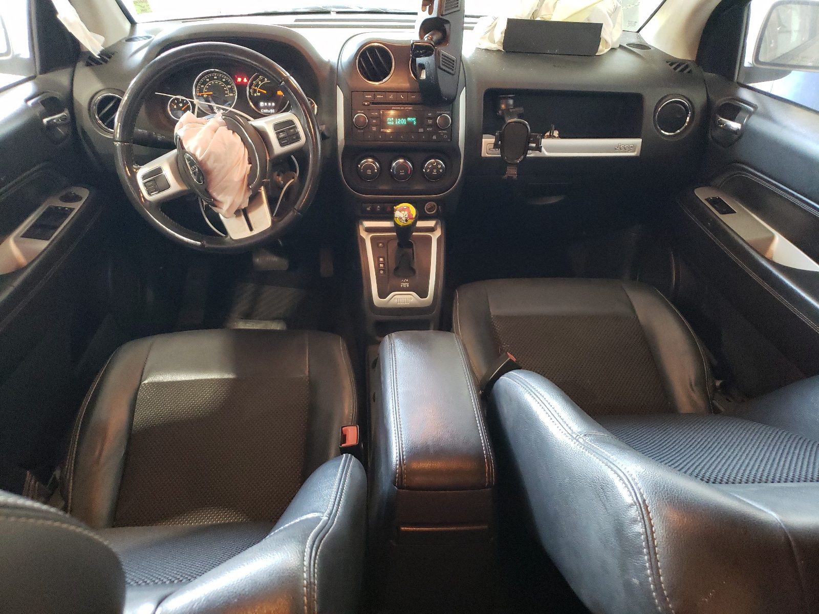 1C4NJDEBXGD757088 2016 Jeep Compass Latitude