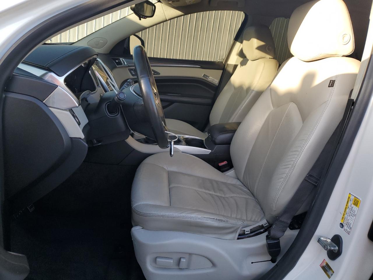 2015 Cadillac SRX - Image 7