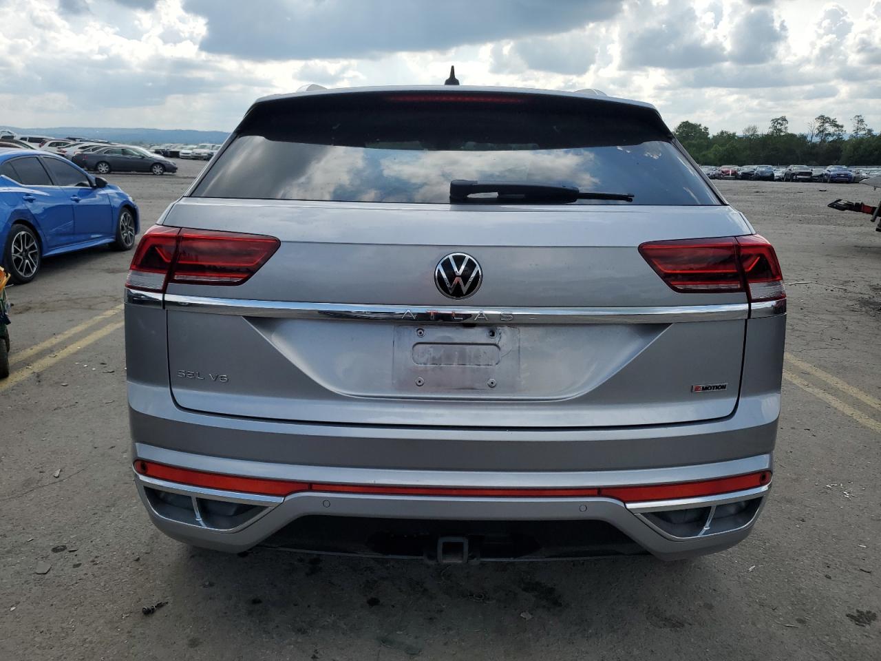 2021 Volkswagen Atlas Cross Sport Sel Premium R-Line VIN: 1V2FE2CA4MC220370 Lot: 65388374