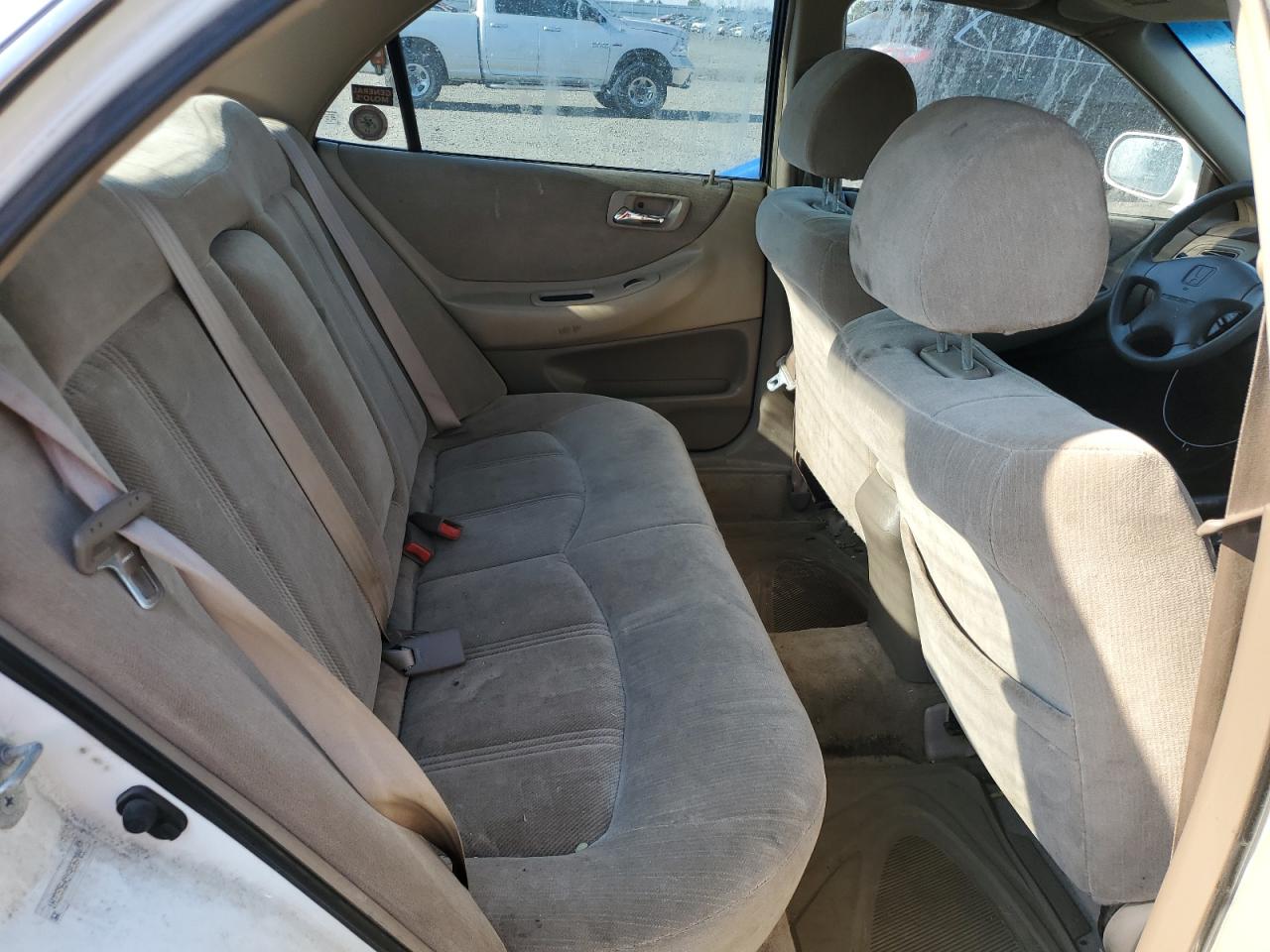 2000 Honda Accord Lx VIN: 1HGCG5645YA036709 Lot: 61944274