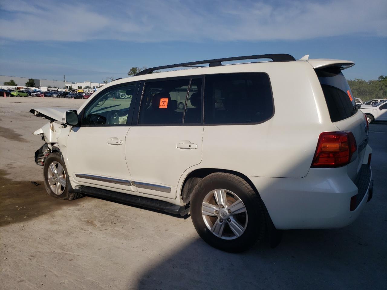 2015 Toyota Land Cruiser VIN: JTMHY7AJ6F4032867 Lot: 62840404