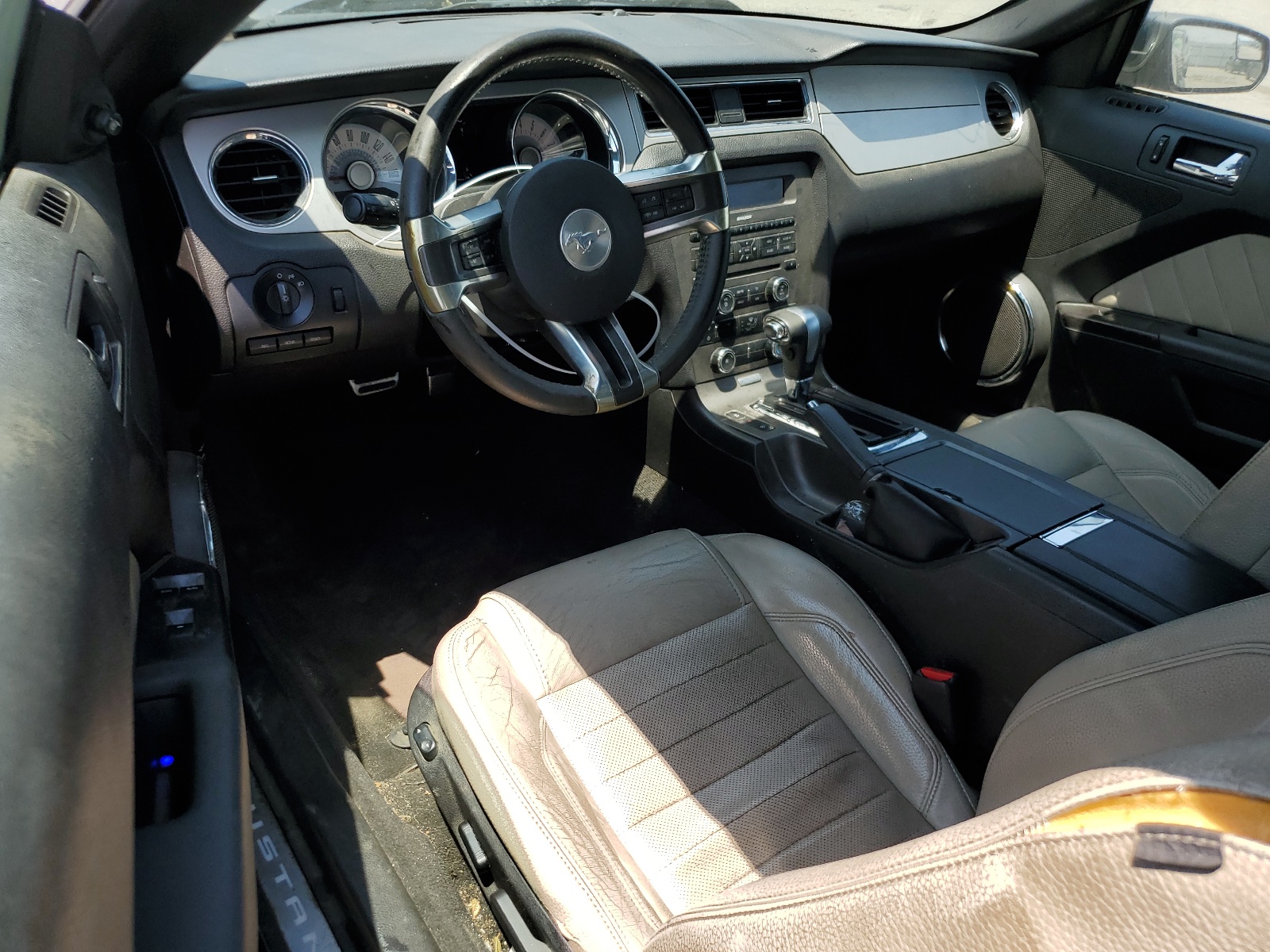 1ZVBP8EM9C5282559 2012 Ford Mustang