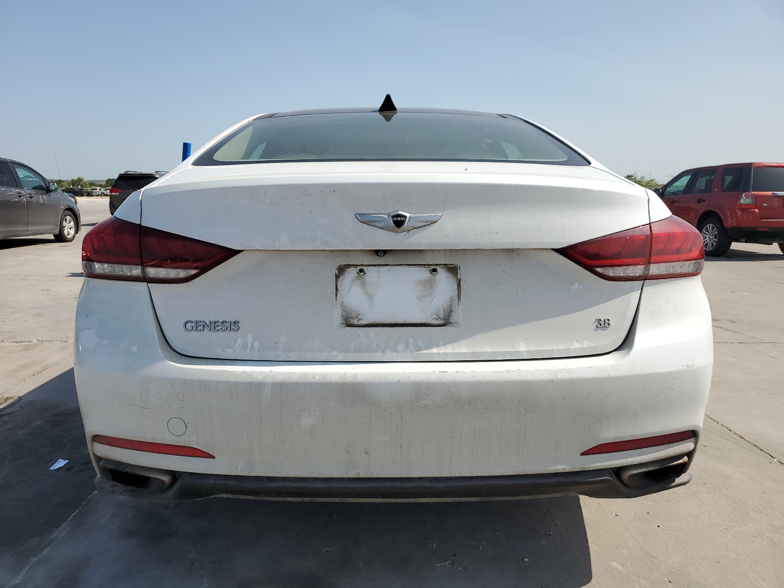 KMHGN4JE6GU110809 2016 Hyundai Genesis 3.8L