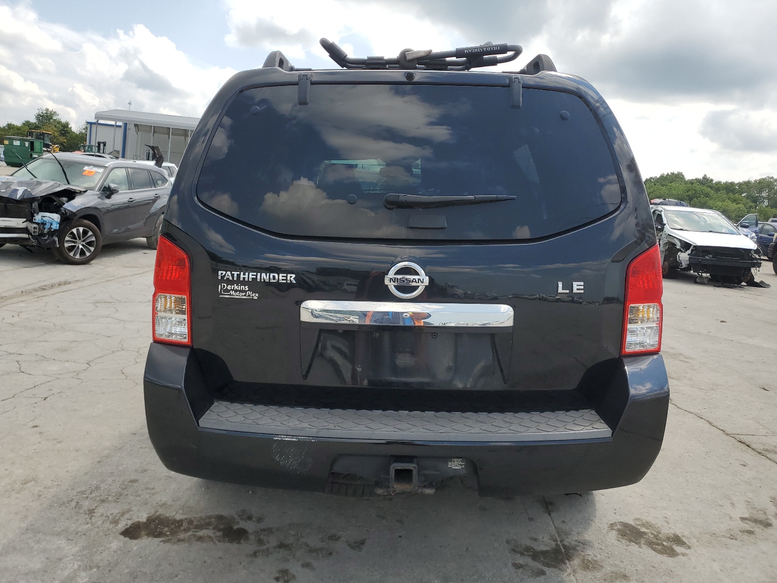 5N1AR1NN9BC602705 2011 Nissan Pathfinder S