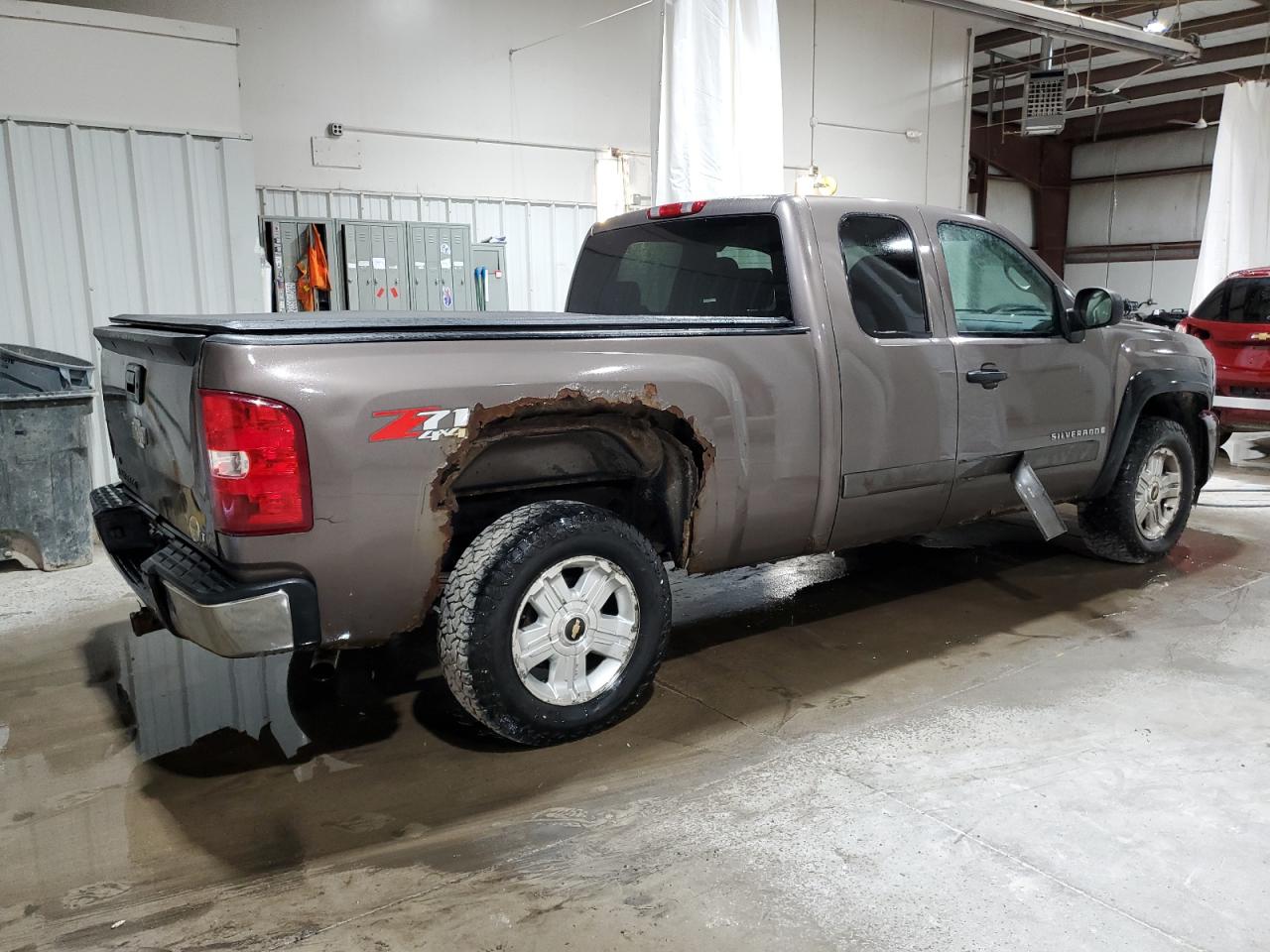 2008 Chevrolet Silverado - Image 3