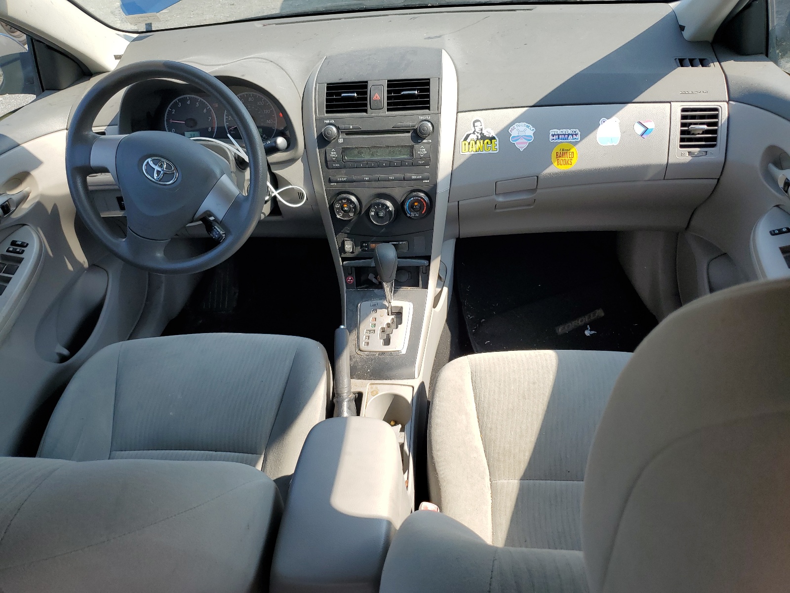 2T1BU4EE8AC380043 2010 Toyota Corolla Base