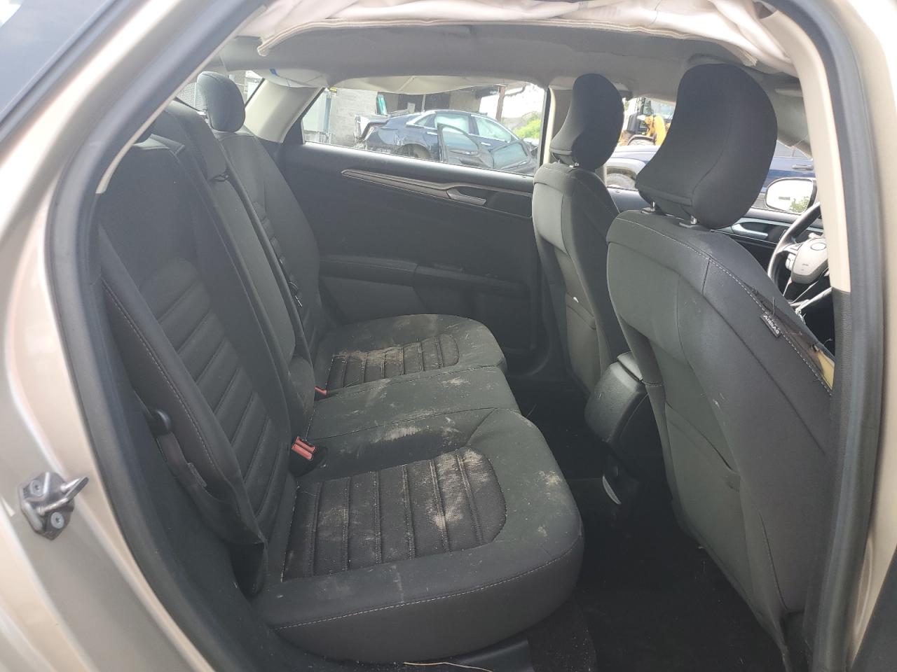 2017 Ford Fusion Se VIN: 3FA6P0H74HR370182 Lot: 64032164