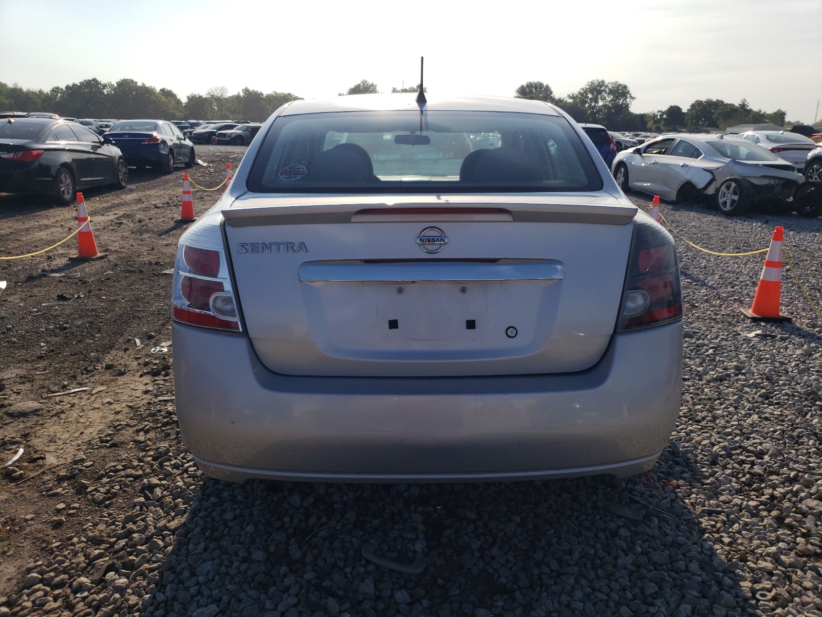 3N1AB6APXBL605830 2011 Nissan Sentra 2.0