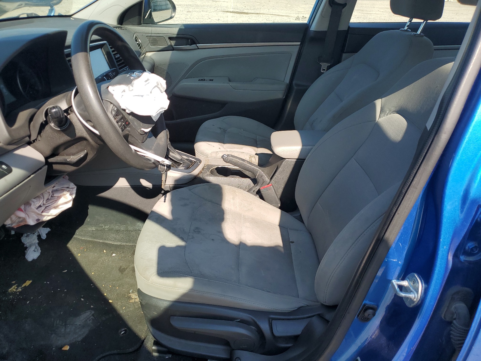 5NPD84LF3JH318748 2018 Hyundai Elantra Sel