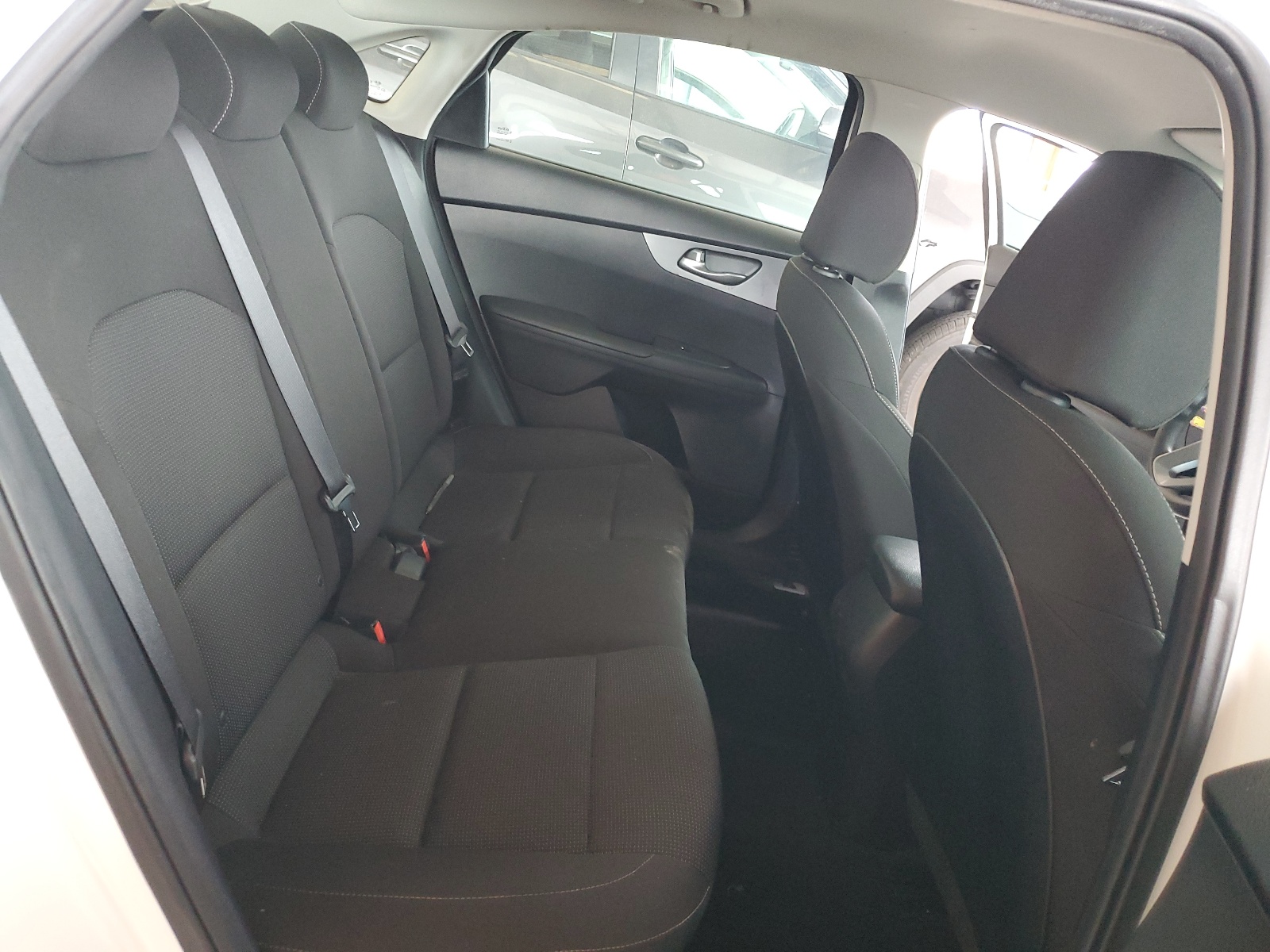 3KPF24AD2LE174046 2020 Kia Forte Fe