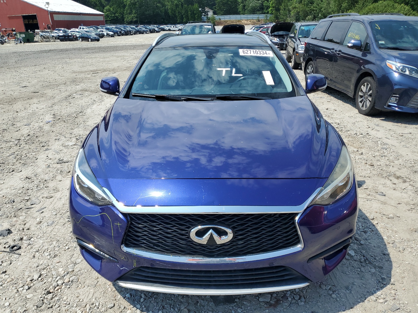 SJKCH5CP5HA035552 2017 Infiniti Qx30 Base