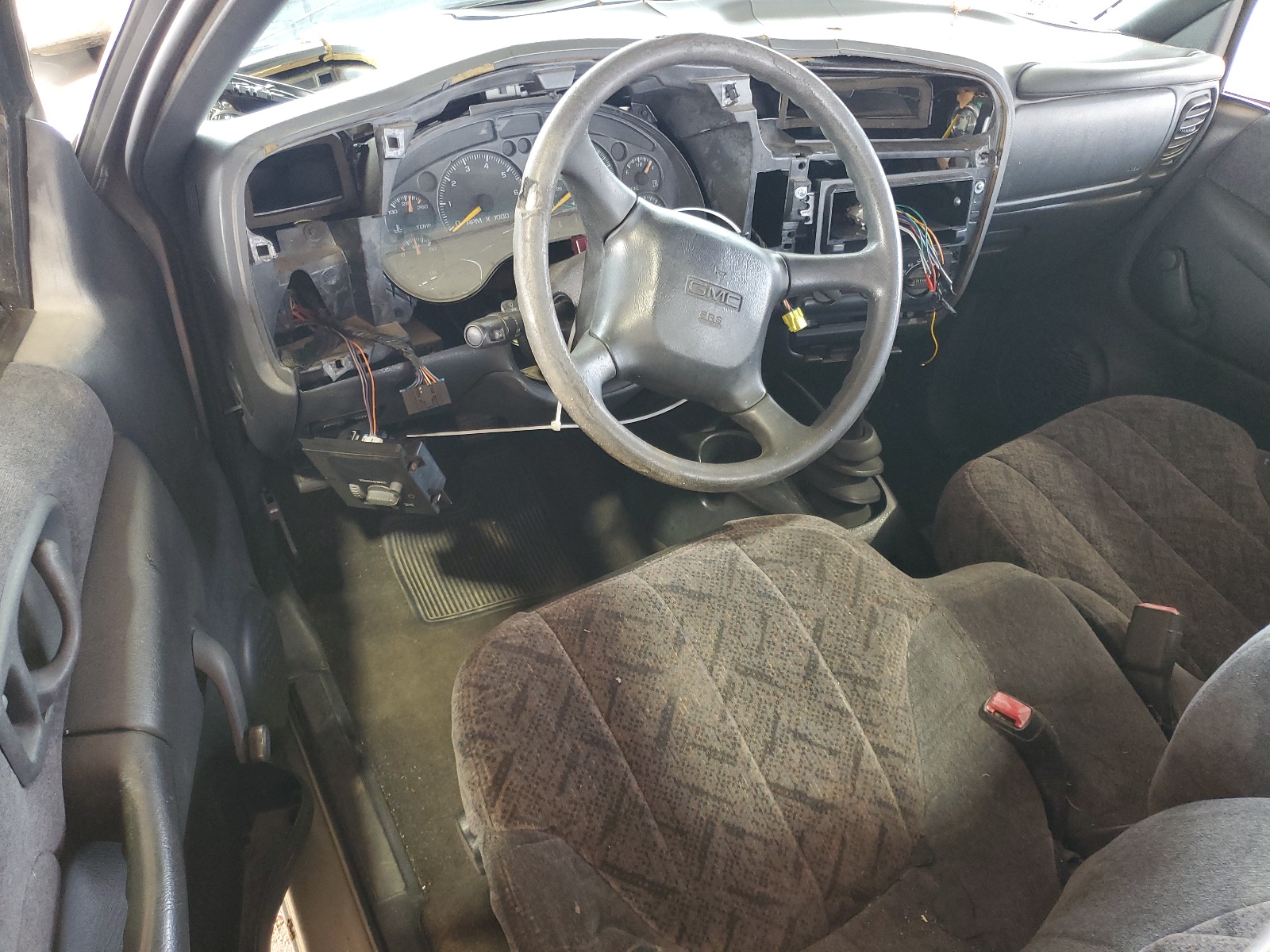 1GTCS1440Y8113180 2000 GMC Sonoma