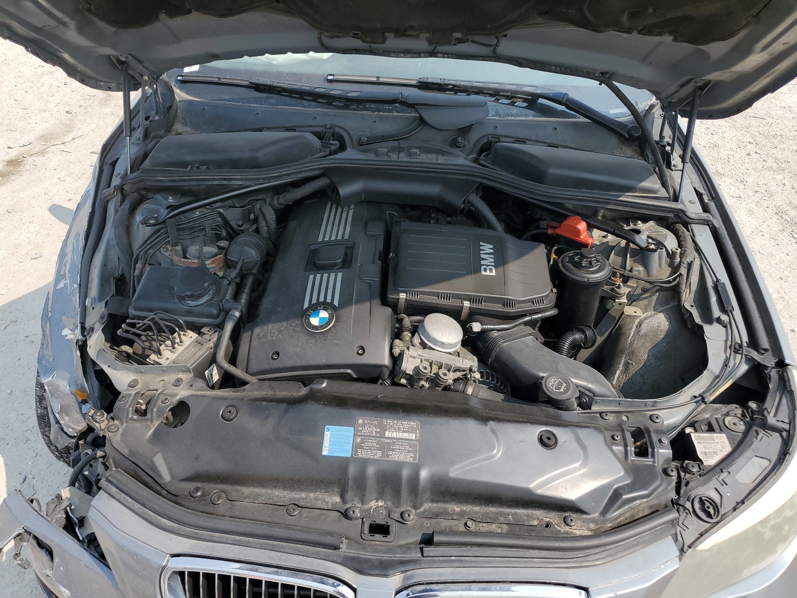 WBANV93508CZ65404 2008 BMW 535 Xi