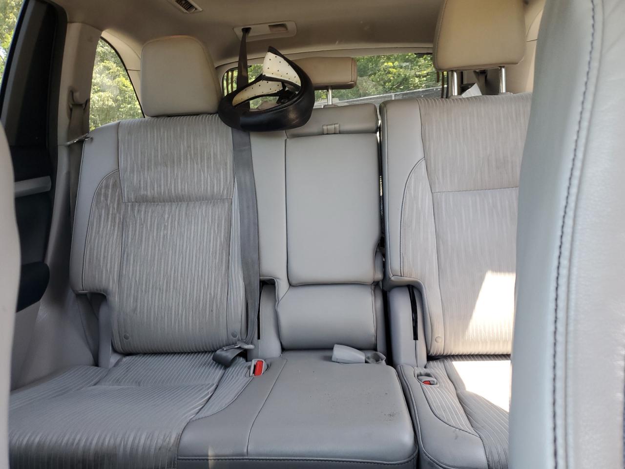 2014 Toyota Highlander Le VIN: 5TDBKRFH0ES063169 Lot: 61334464