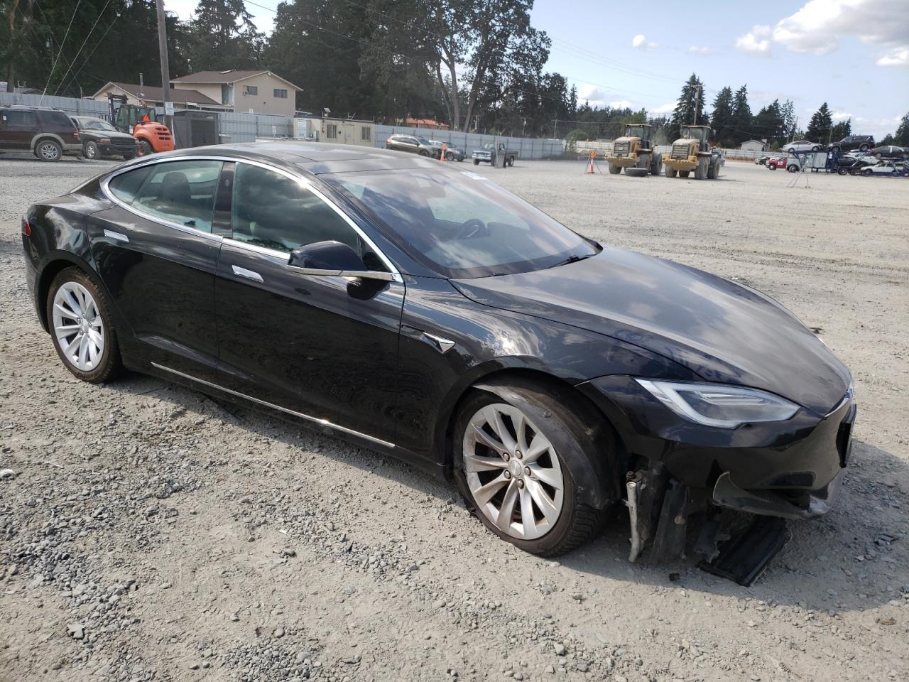 VIN 5YJSA1E15HF209700 2017 TESLA MODEL S no.4