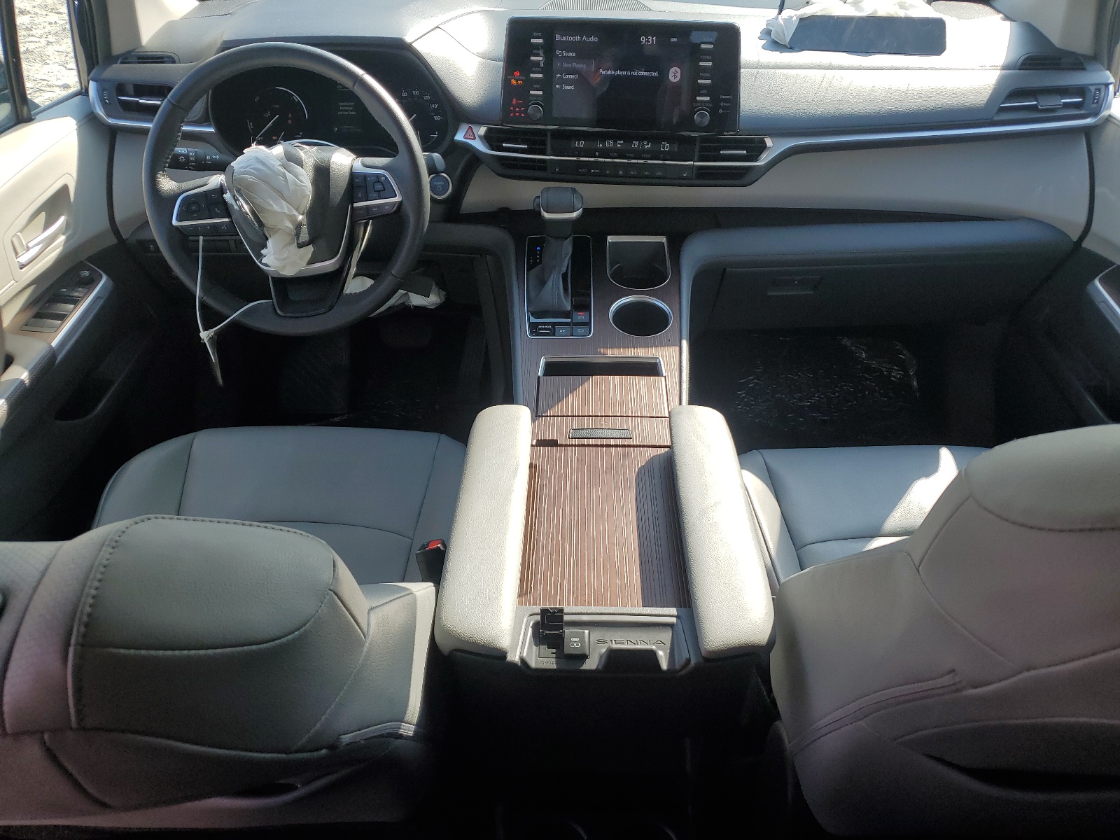 5TDYRKEC0NS120814 2022 Toyota Sienna Xle