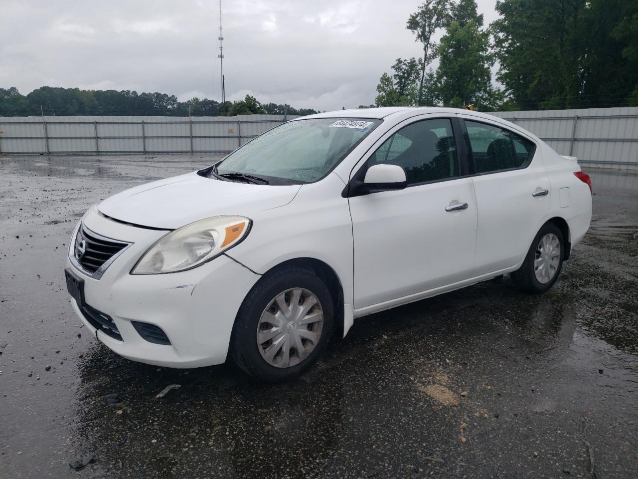 2014 Nissan Versa - Image 1