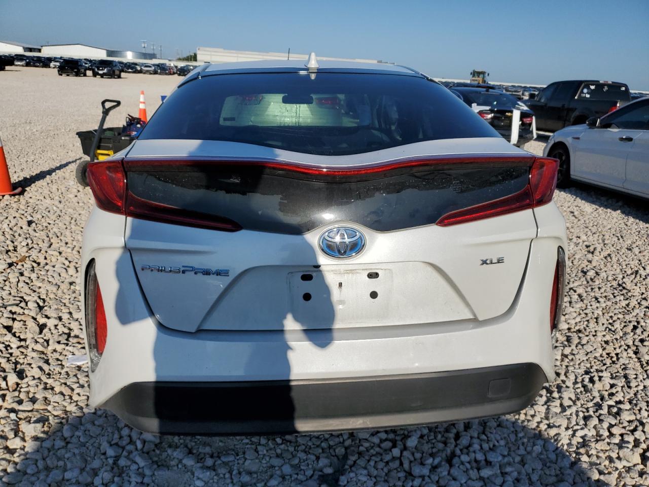 2021 Toyota Prius Prime Le VIN: JTDKAMFP6M3185323 Lot: 61689394