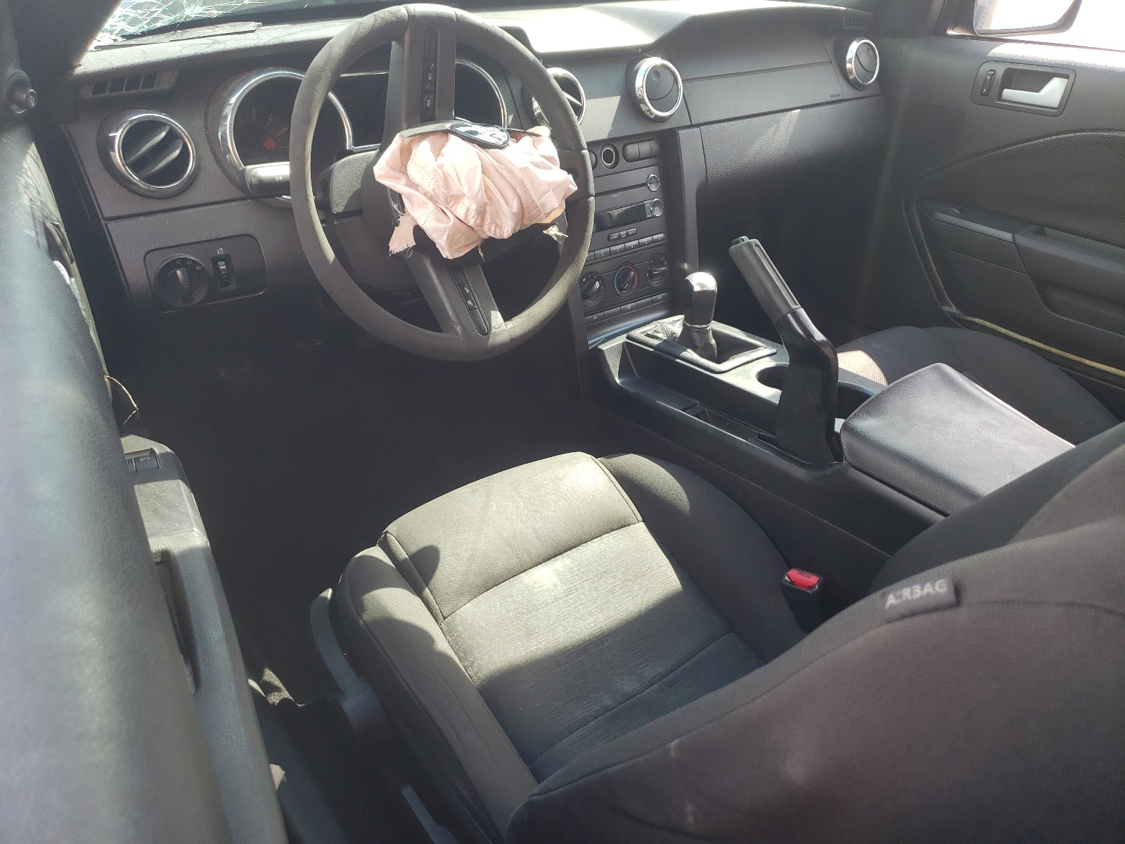 1ZVHT80NX95109650 2009 Ford Mustang