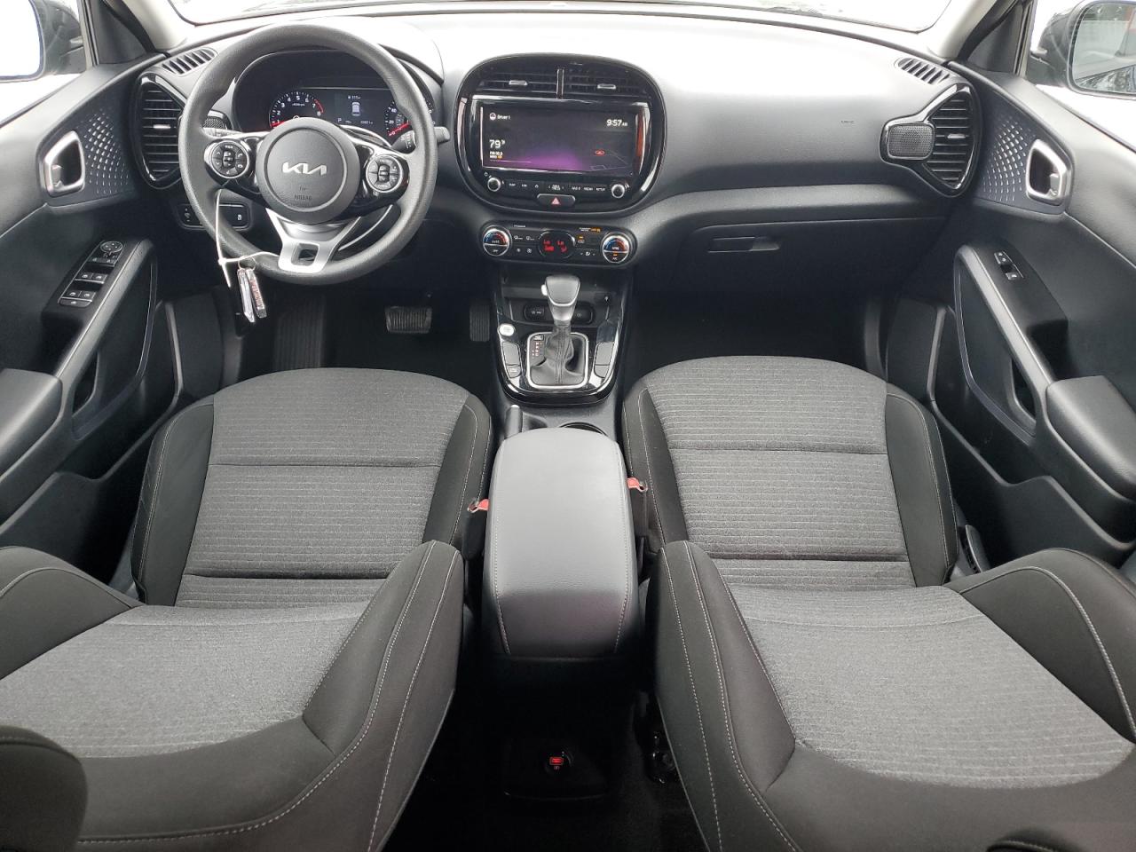 2022 Kia Soul Lx VIN: KNDJ23AU4N7152105 Lot: 64249264