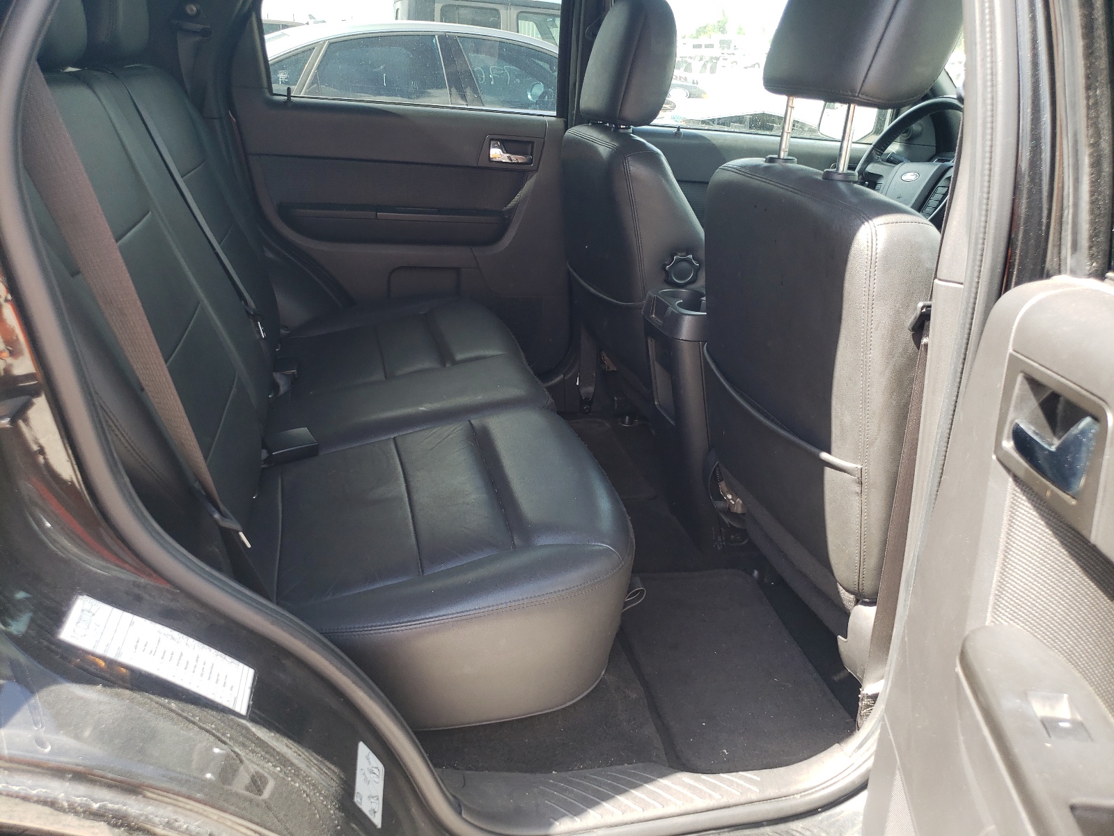 1FMCU0EG1BKC25151 2011 Ford Escape Limited