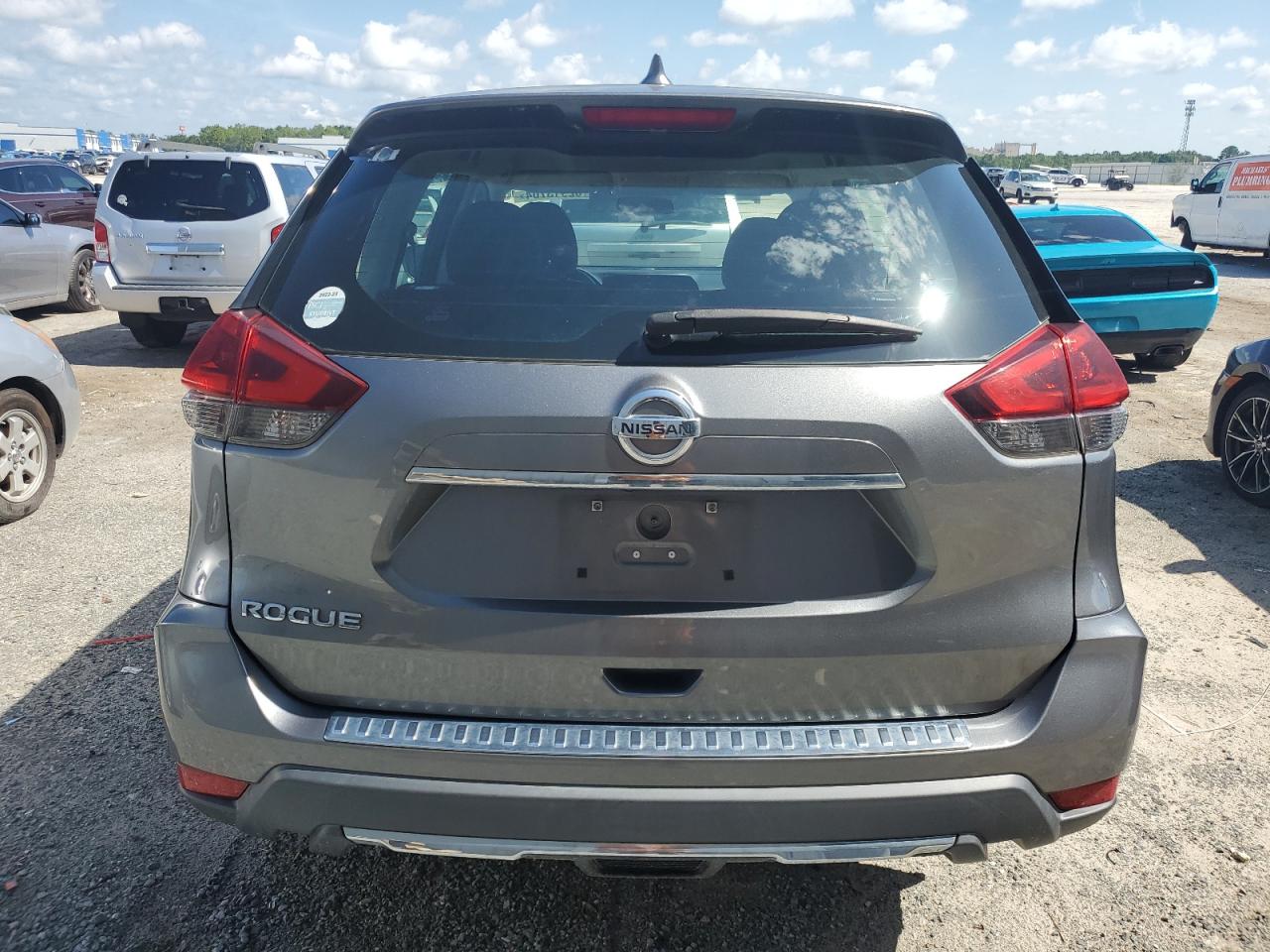 2018 Nissan Rogue S VIN: 5N1AT2MT0JC827116 Lot: 62913704