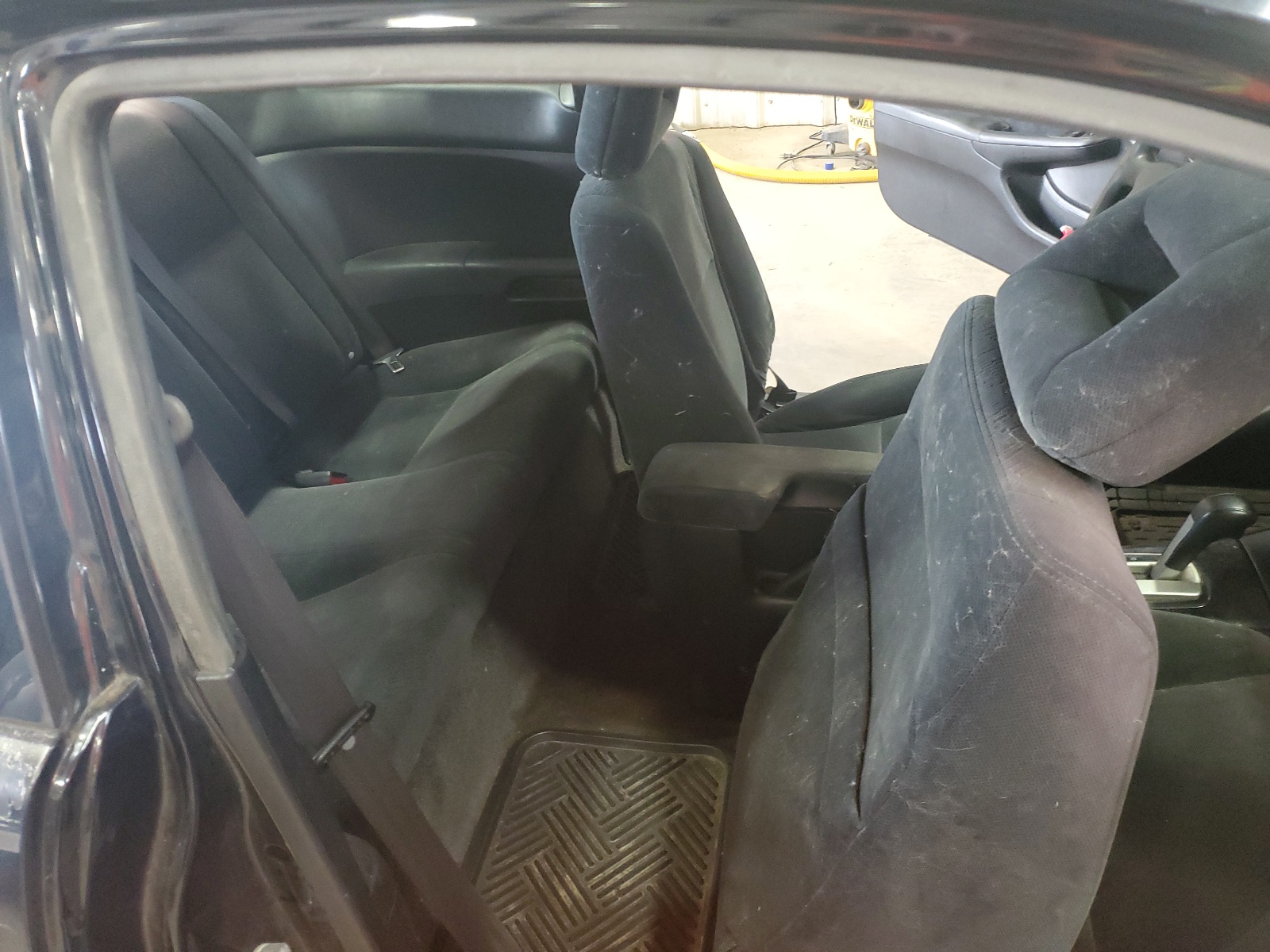 1HGEM22593L047594 2003 Honda Civic Lx