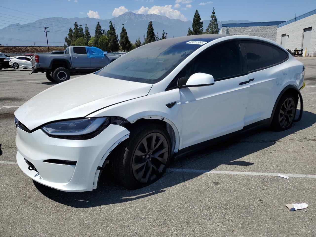 7SAXCDE5XPF423605 2023 TESLA MODEL X - Image 1