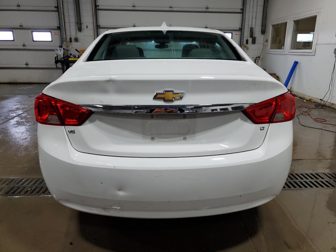 1G1105S30HU162135 2017 Chevrolet Impala Lt