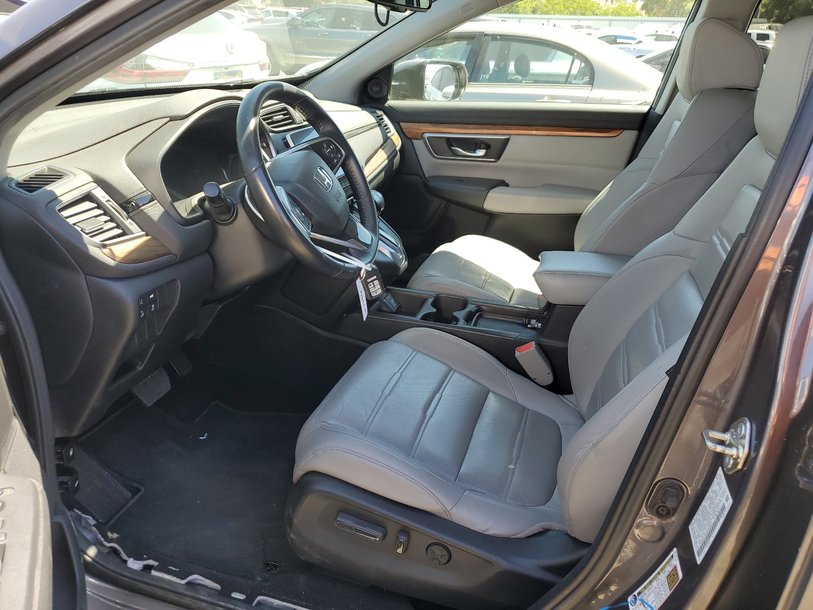 2HKRW1H82HH503677 2017 Honda Cr-V Exl