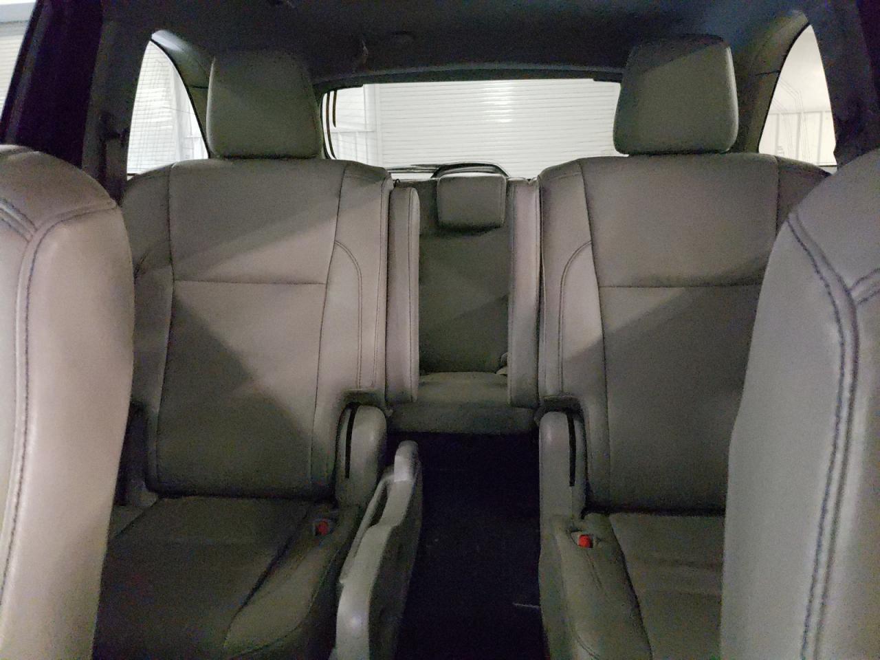 2018 Toyota Highlander Se VIN: 5TDJZRFH8JS558091 Lot: 65150824