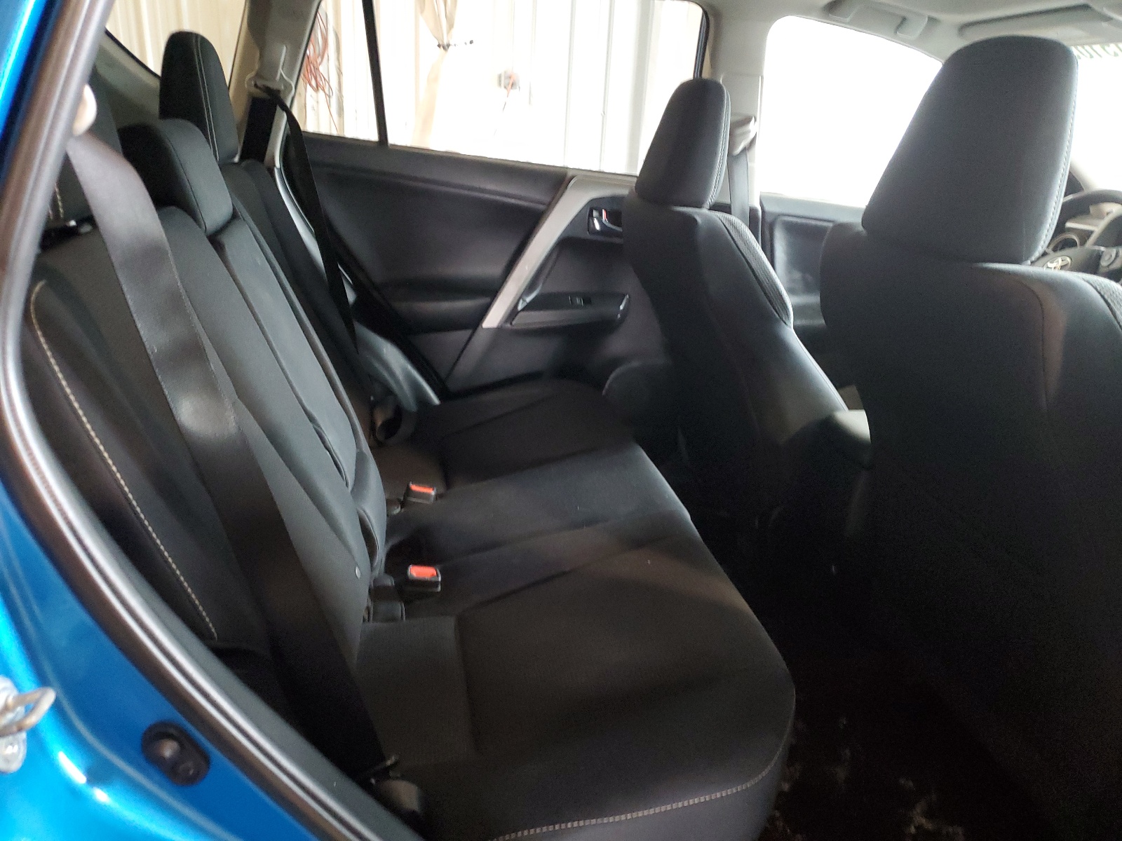 2T3RFREV8GW438155 2016 Toyota Rav4 Xle