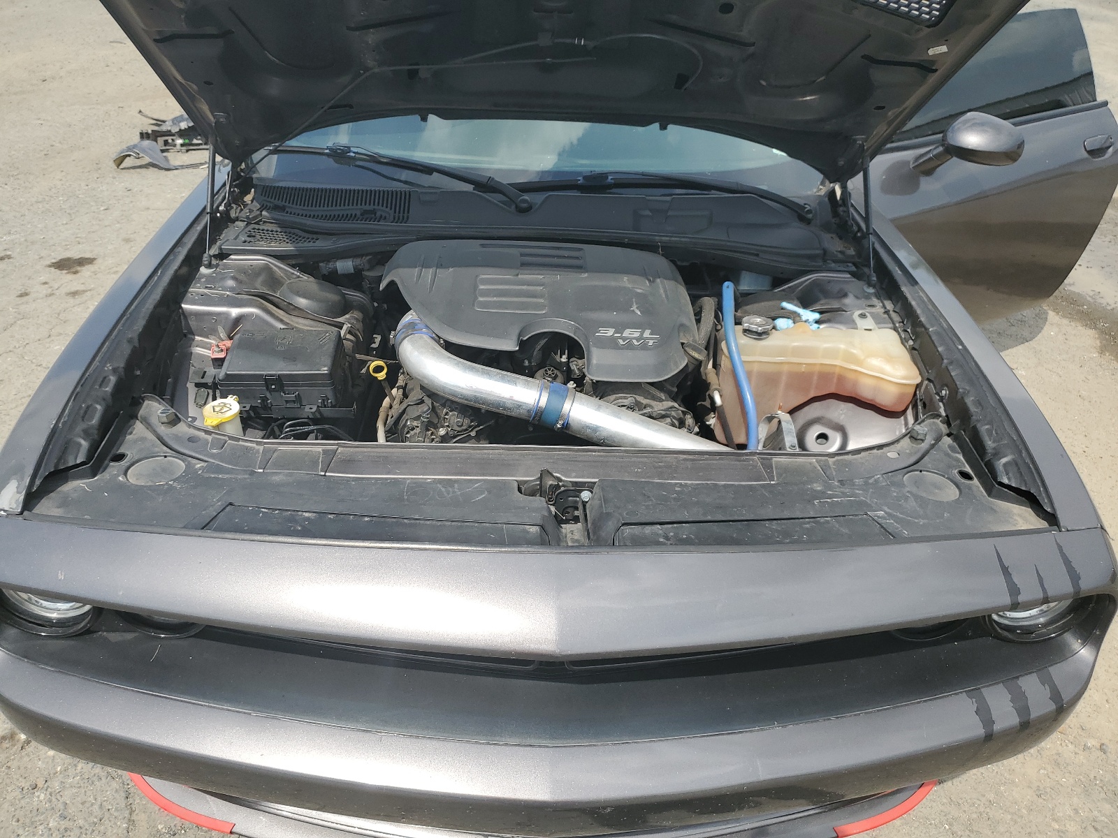 2C3CDZAG5JH276404 2018 Dodge Challenger Sxt