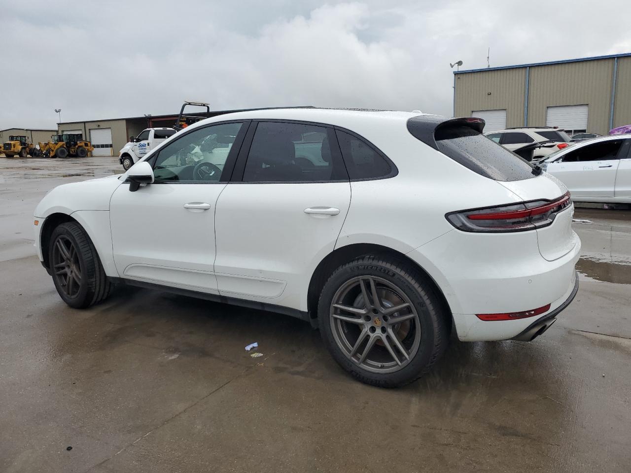 2019 Porsche Macan S VIN: WP1AB2A50KLB33619 Lot: 64167994