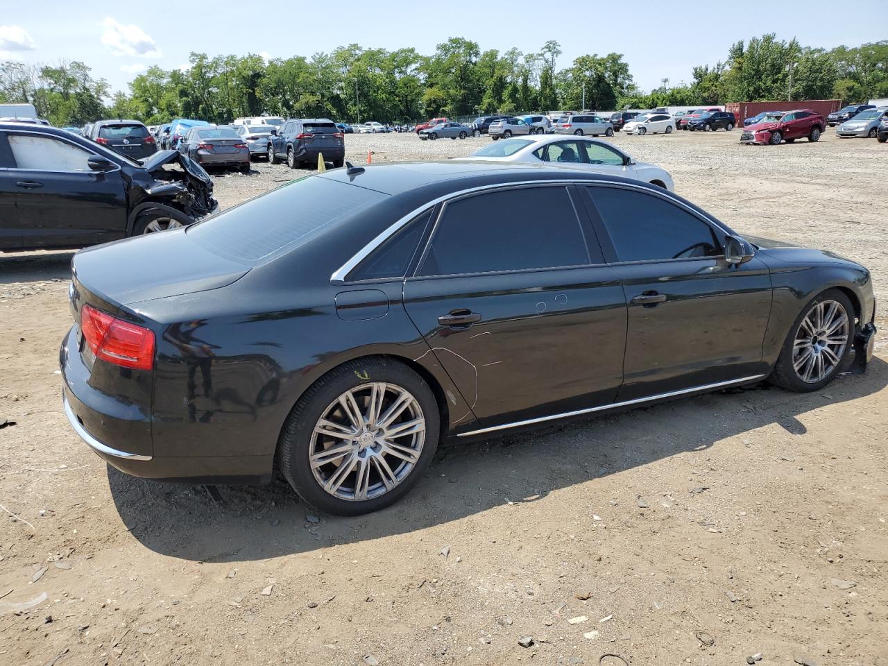2011 Audi A8 L Quattro VIN: WAURVAFD3BN013630 Lot: 62406604