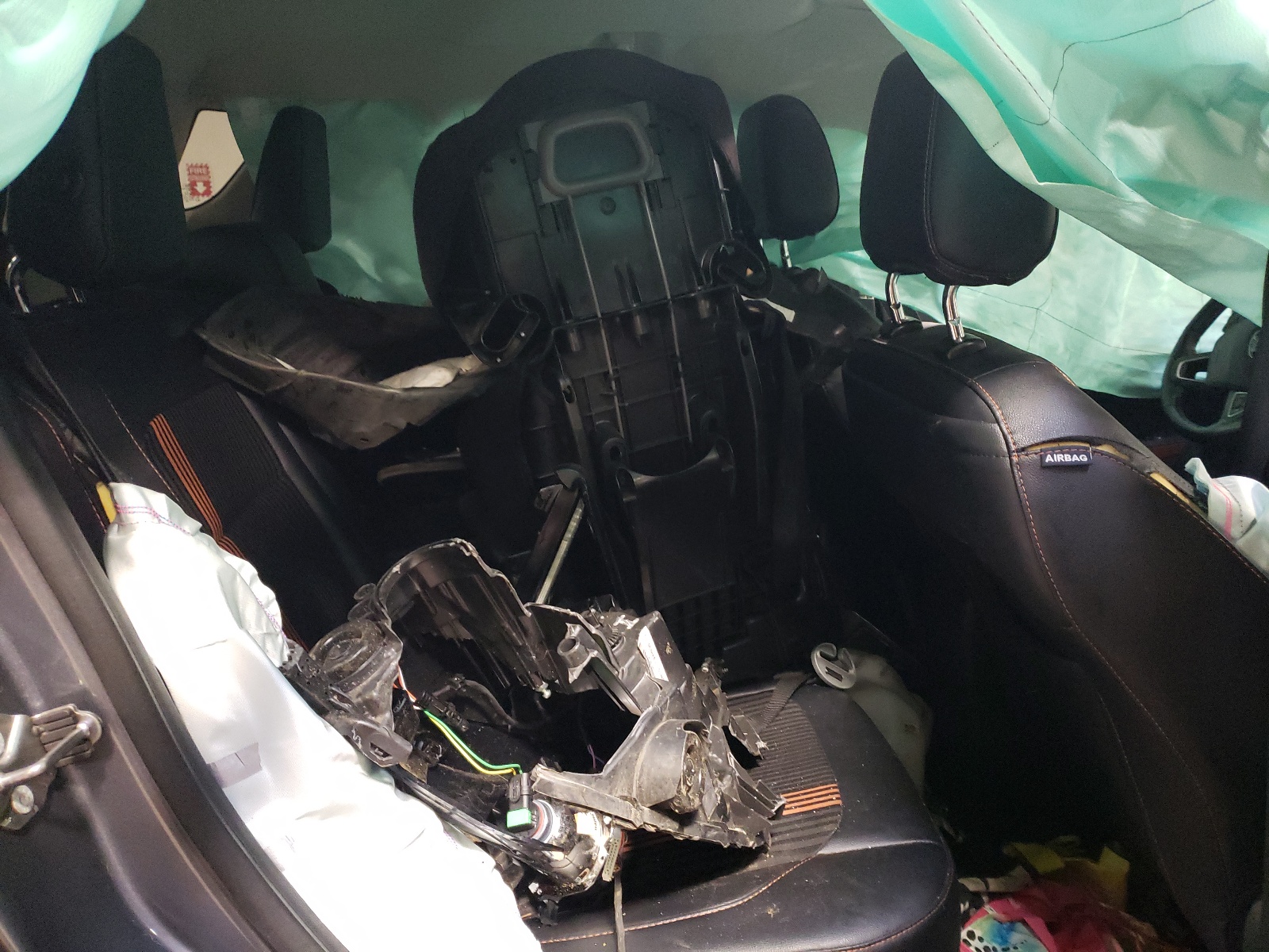 MAJ6P1CL1JC184260 2018 Ford Ecosport Ses