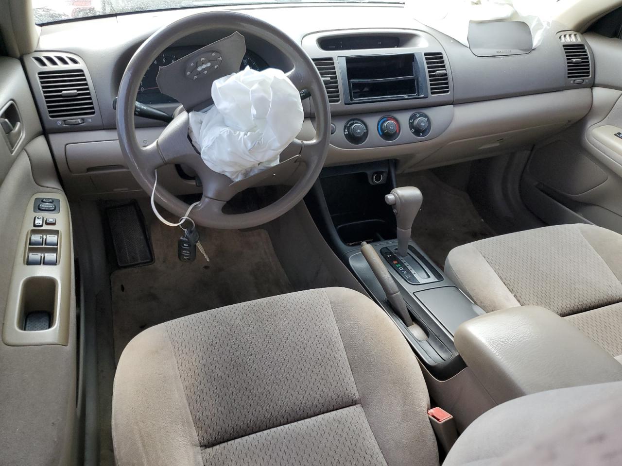 2003 Toyota Camry Le VIN: 4T1BE32K63U221251 Lot: 63965514