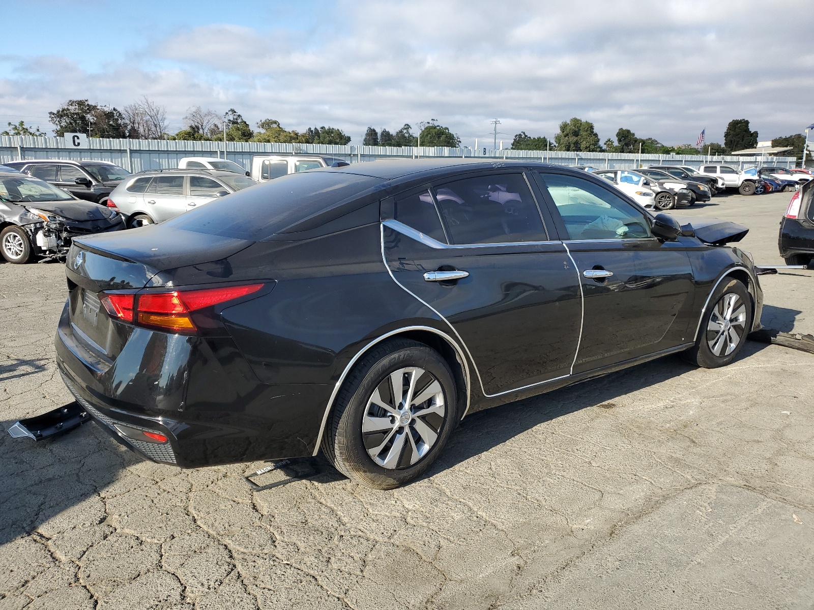 2019 Nissan Altima S vin: 1N4BL4BV5KC197187